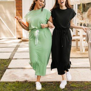 The Elevate On The Go dress by Smash + Tess in Midnight black